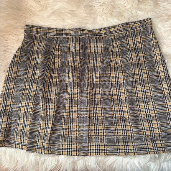Topshop Plaid Skirt 🐝 - Picture 5 of 5